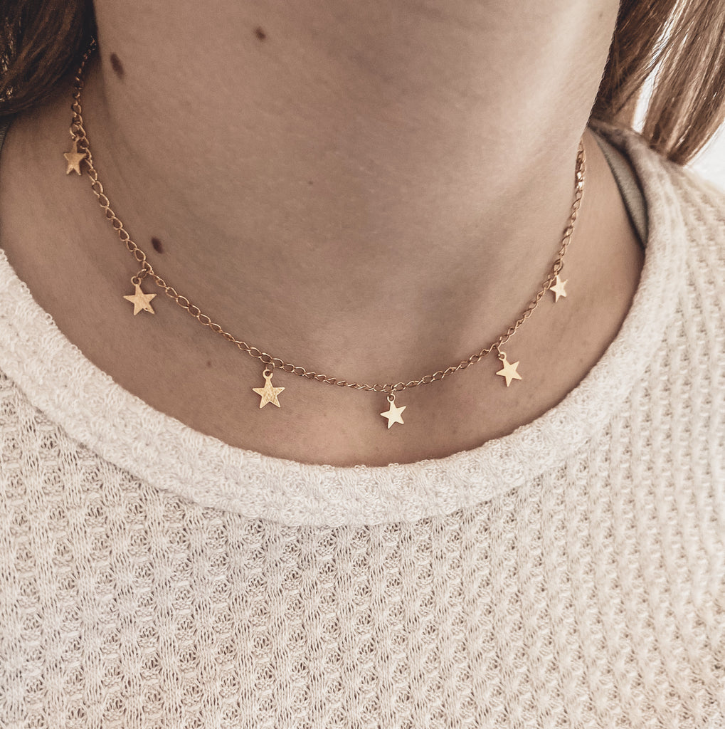 Tiny Star Necklace