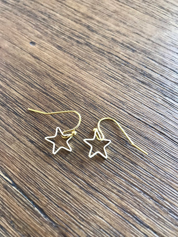 Dainty Star Drop Earrings