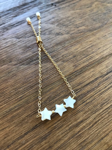 Mother of Pearl Star Bracelet